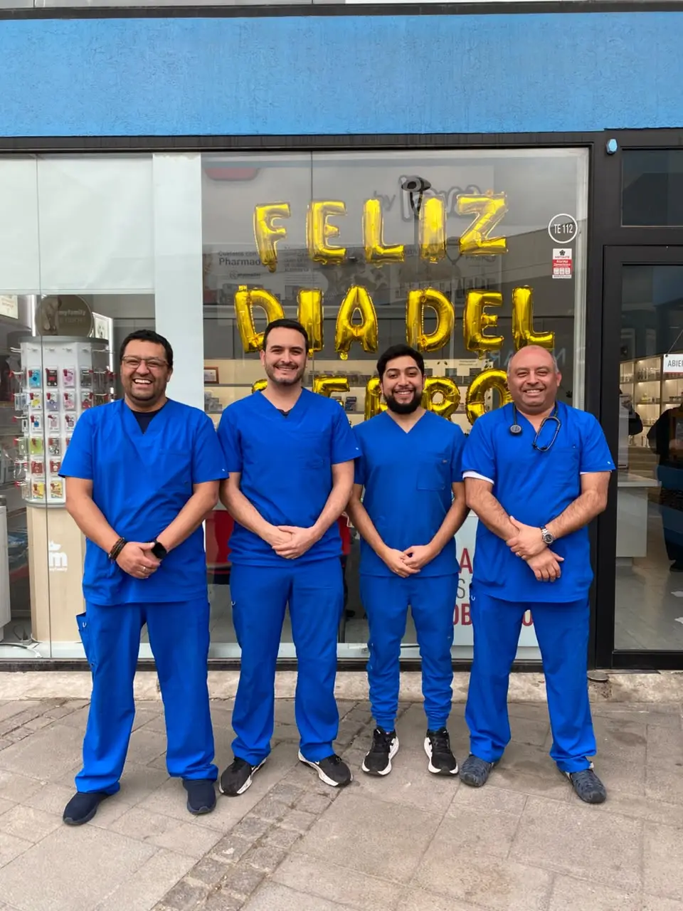 Equipo de Clínica Veterinaria SocialVet en Mall Plaza Norte, Huechuraba